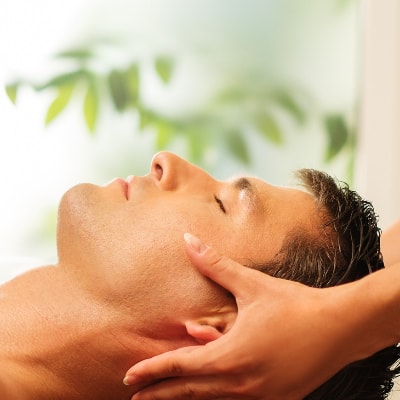 Female body Massage Parlour  in Mumbai